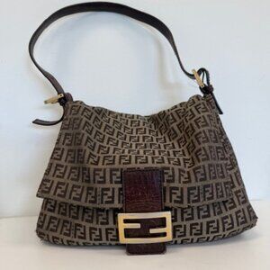 FENDI Zucca Signature Print Authentic Shoulder Bag